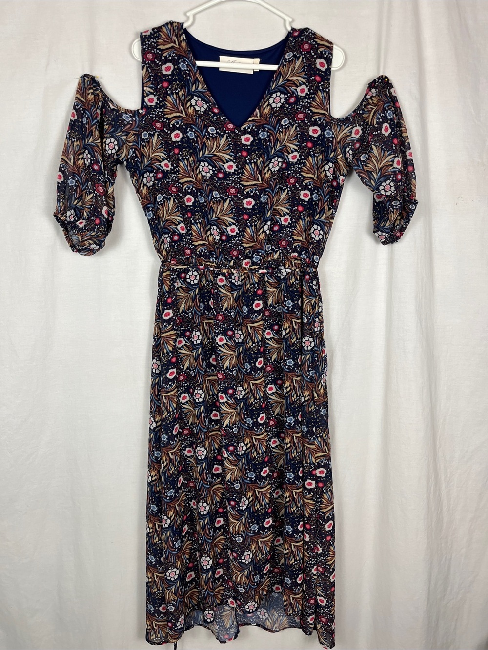 La Bellum Hillary Scott Blue Paisley Cold Shoulder Midi Dress
